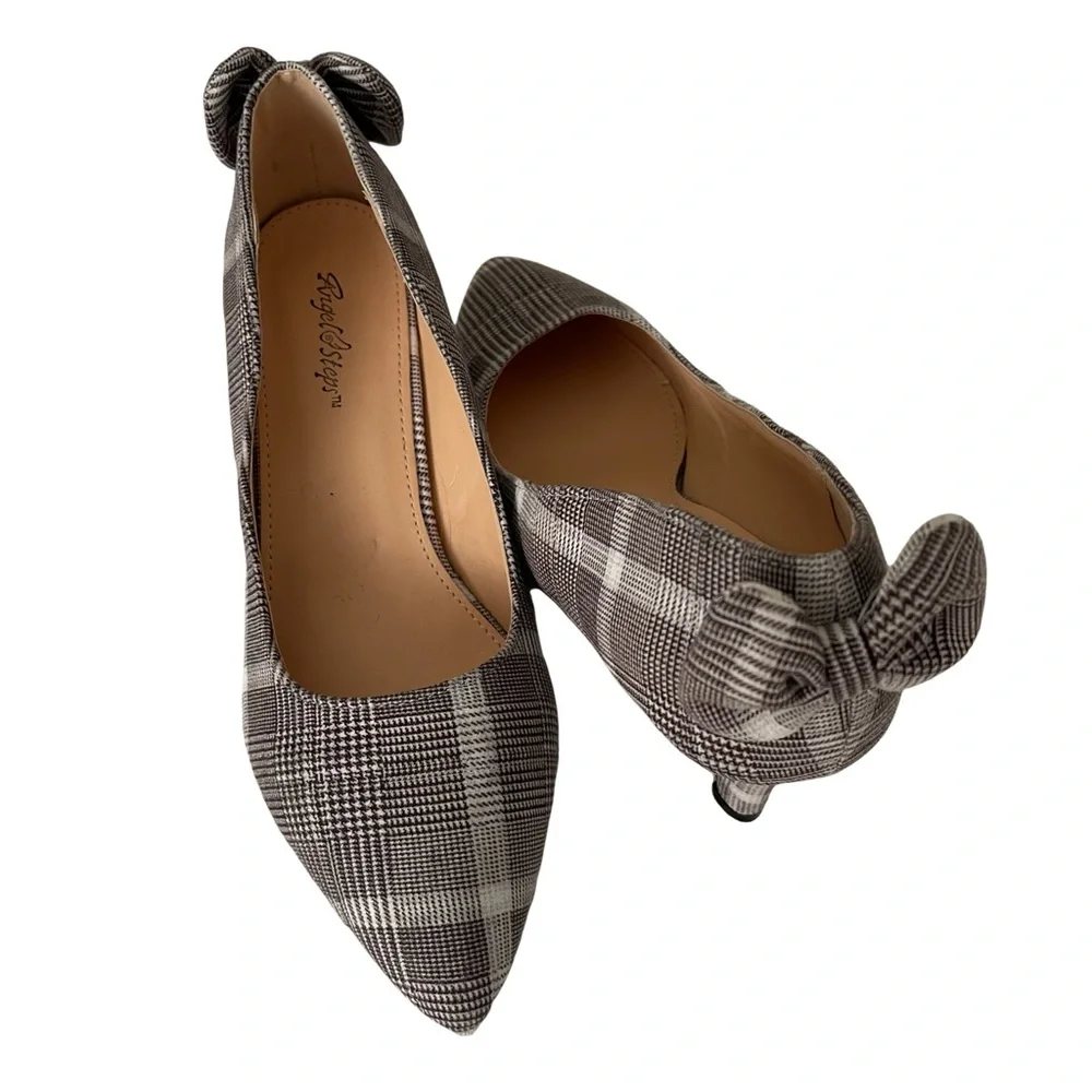 NWOT ANGEL STEPS Brown and Cream Plaid Fabric Pump Heels. Size 8.5